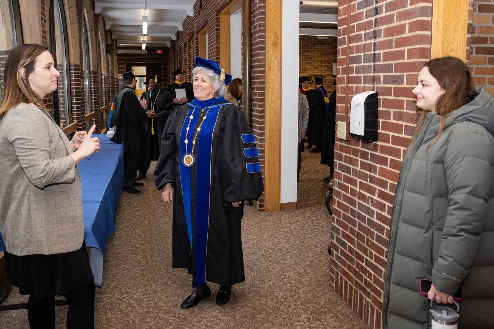 New student convocation at Maria College.